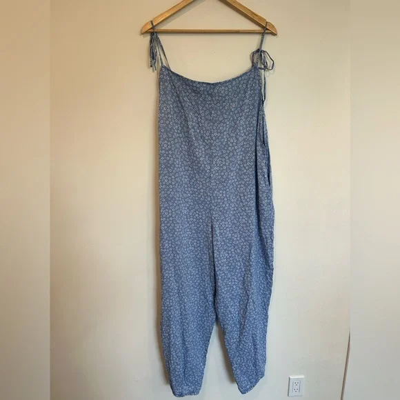 Blue Floral Jumpsuit - Picture 7 of 7